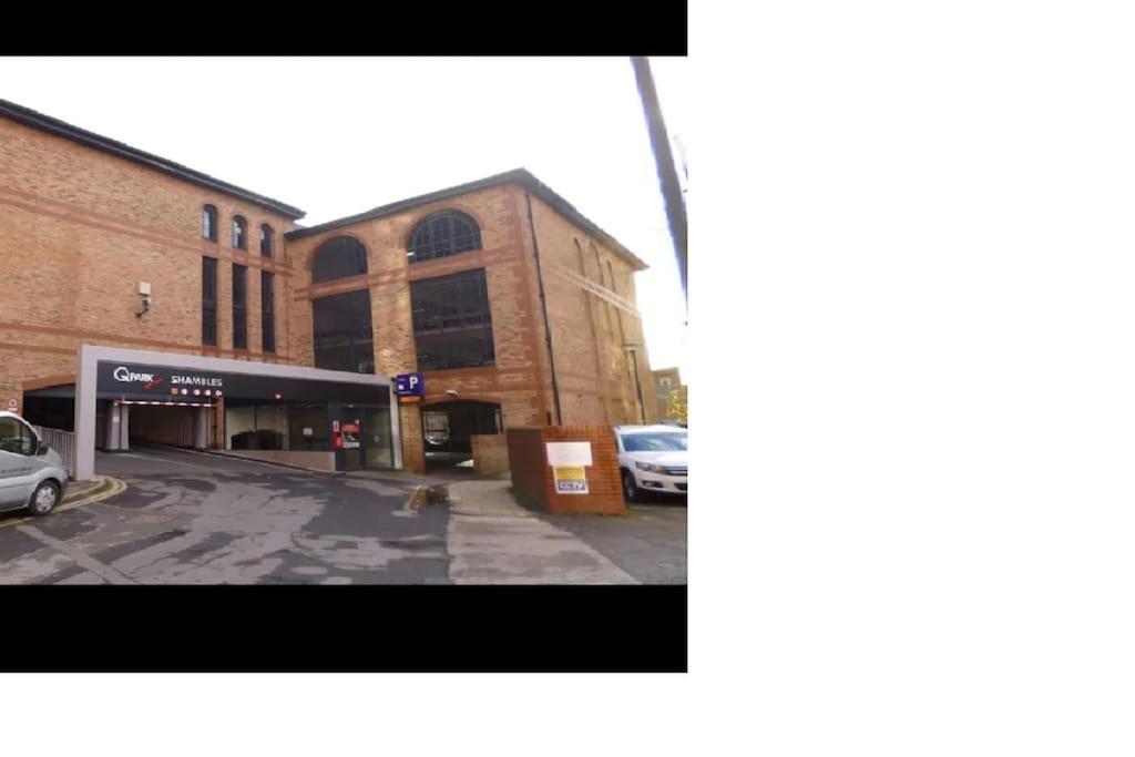The Wesley Apartment York Luaran gambar